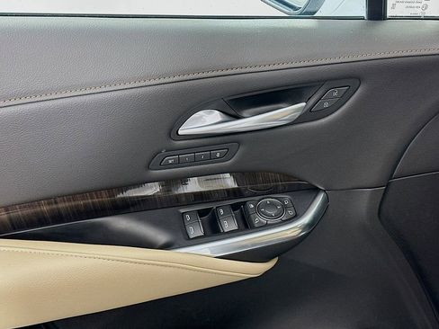 Used 2024 Cadillac XT4 Premium Luxury w/ Technology Package image 18