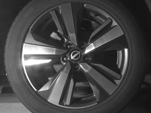 Certified 2023 Nissan Rogue Platinum FWD image 16