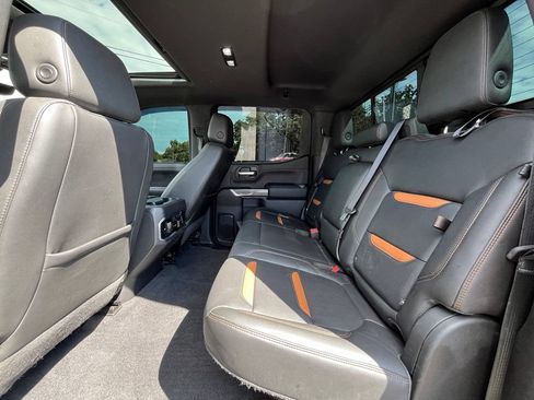 Used 2020 GMC Sierra 1500 AT4 w/ AT4 Premium Package AWD/4WD image 27