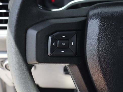 Used 2021 Ford F250 XL w/ Power Equipment Group RWD image 32