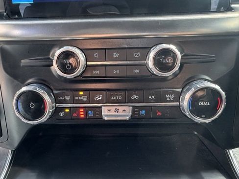 Used 2023 Ford F150 Lariat w/ Equipment Group 502A High image 21