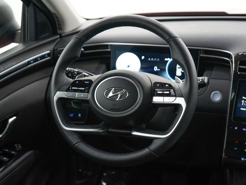 Certified 2023 Hyundai Tucson Limited AWD/4WD image 13
