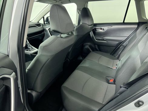 Used 2025 Toyota RAV4 XLE image 24