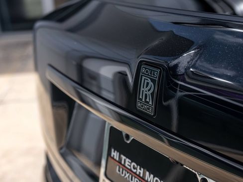 Certified 2025 Rolls-Royce Cullinan Black Badge w/ Leather Finishing Pack AWD/4WD image 11