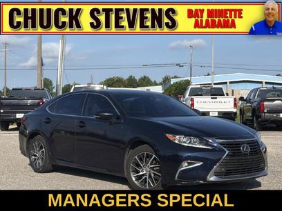 Used 2017 Lexus ES 350 w/ Luxury Package