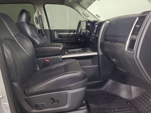 Used 2018 RAM 3500 Laramie w/ Sport Appearance Group image 21