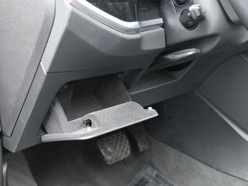 Used 2025 Audi Q3 2.0T Premium image 17