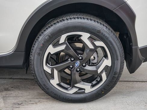 Used 2023 Subaru Crosstrek 2.5i Limited image 12