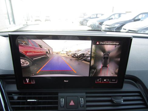 New 2024 Audi Q5 e Premium Plus image 20