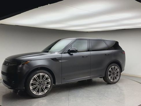 New 2026 Land Rover Range Rover Sport Dynamic SE AWD/4WD image 6