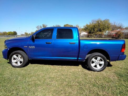 Used 2016 RAM 1500 Express image 8