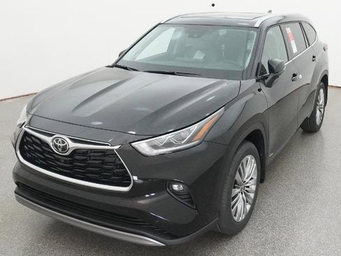New 2026 Toyota Highlander Platinum AWD/4WD image 21