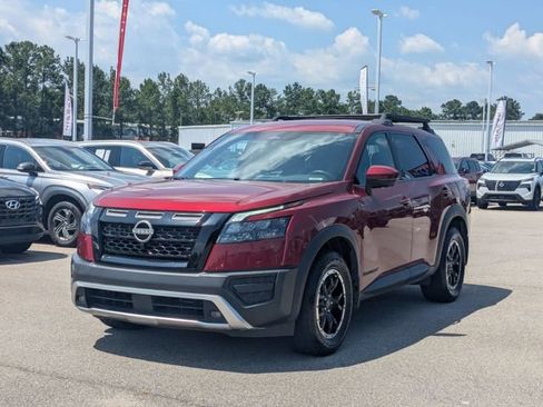 Used 2024 Nissan Pathfinder Rock Creek AWD/4WD image 7
