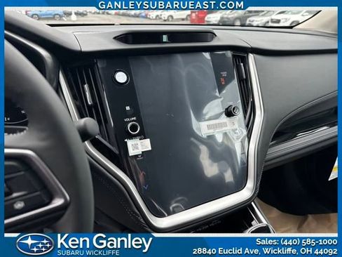 Certified 2025 Subaru Outback Touring XT image 9