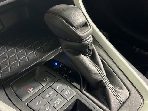 Certified 2023 Toyota RAV4 LE image 25