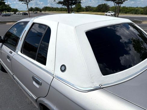 Used 2005 Mercury Grand Marquis GS image 9