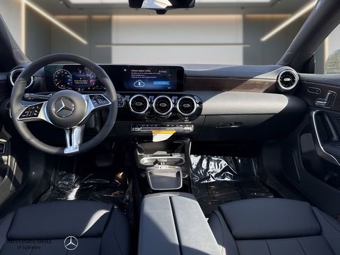 New 2026 Mercedes-Benz CLA 250 4MATIC image 5
