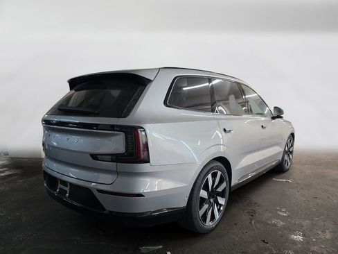 New 2025 Volvo EX90 Ultra image 5