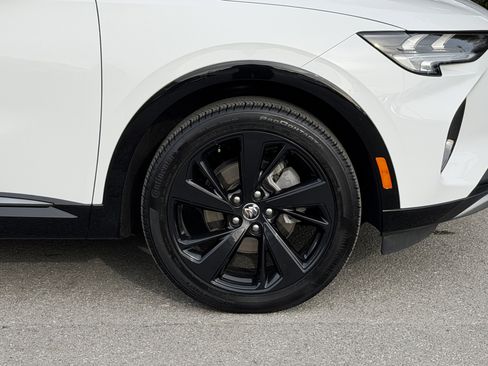 Used 2023 Buick Envision Essence w/ Sport Touring Package image 11