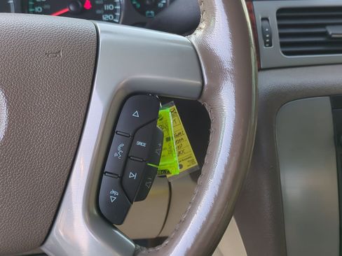 Used 2014 GMC Sierra 2500 SLT w/ SLT Convenience Package image 19