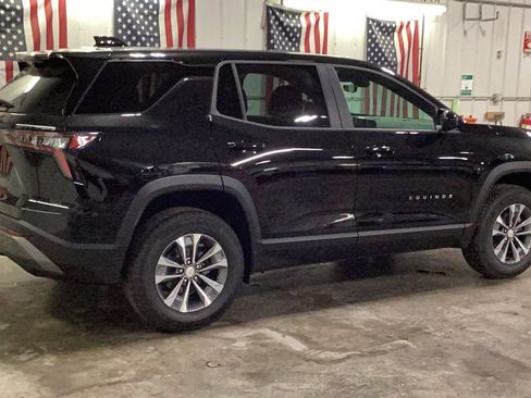 New 2026 Chevrolet Equinox LT w/ Convenience Package II AWD/4WD image 17