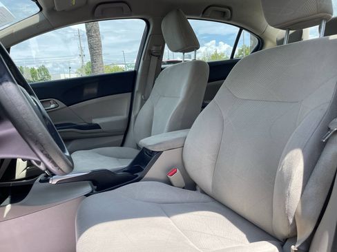 Used 2012 Honda Civic LX image 8