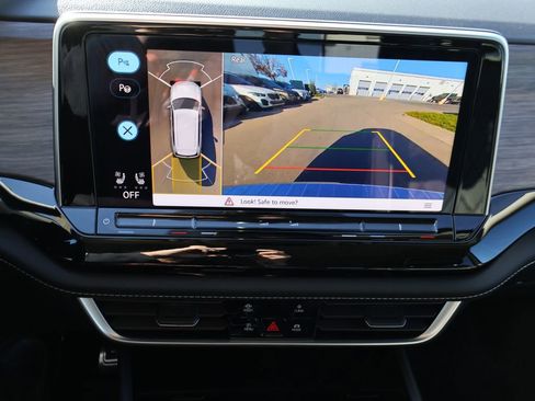 New 2026 Volkswagen Atlas SEL Premium R-Line image 31