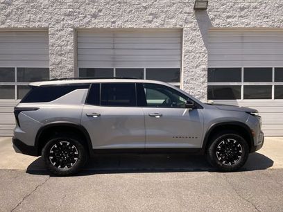 Used 2025 Chevrolet Traverse Z71