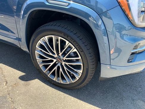 New 2026 GMC Terrain Denali AWD/4WD image 5