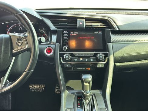 Used 2019 Honda Civic Sport Touring image 5