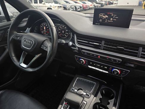 Used 2017 Audi Q7 3.0T Prestige image 10