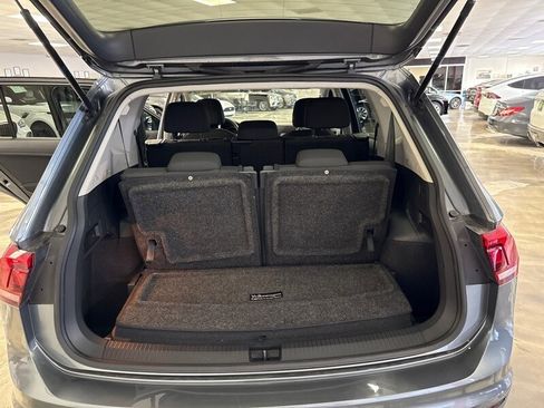 Used 2020 Volkswagen Tiguan S image 22
