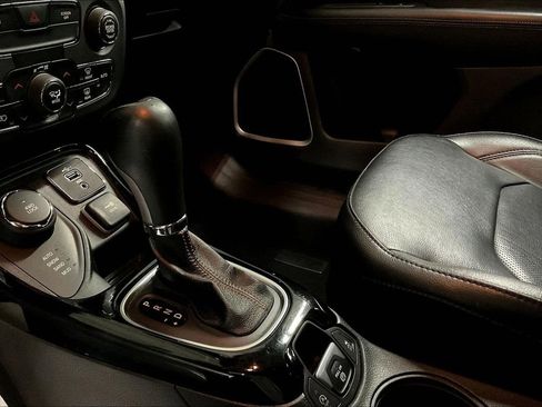 Used 2020 Jeep Compass Limited image 20