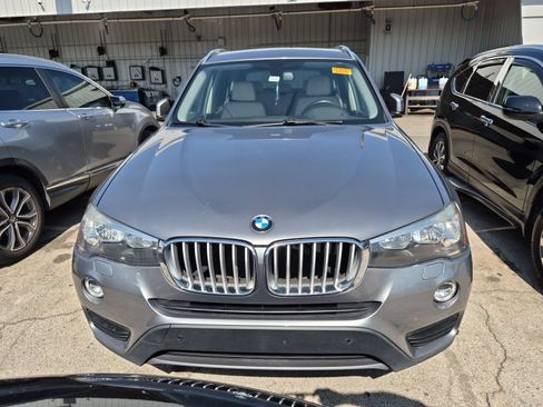 Used 2017 BMW X3 xDrive28i AWD/4WD image 2