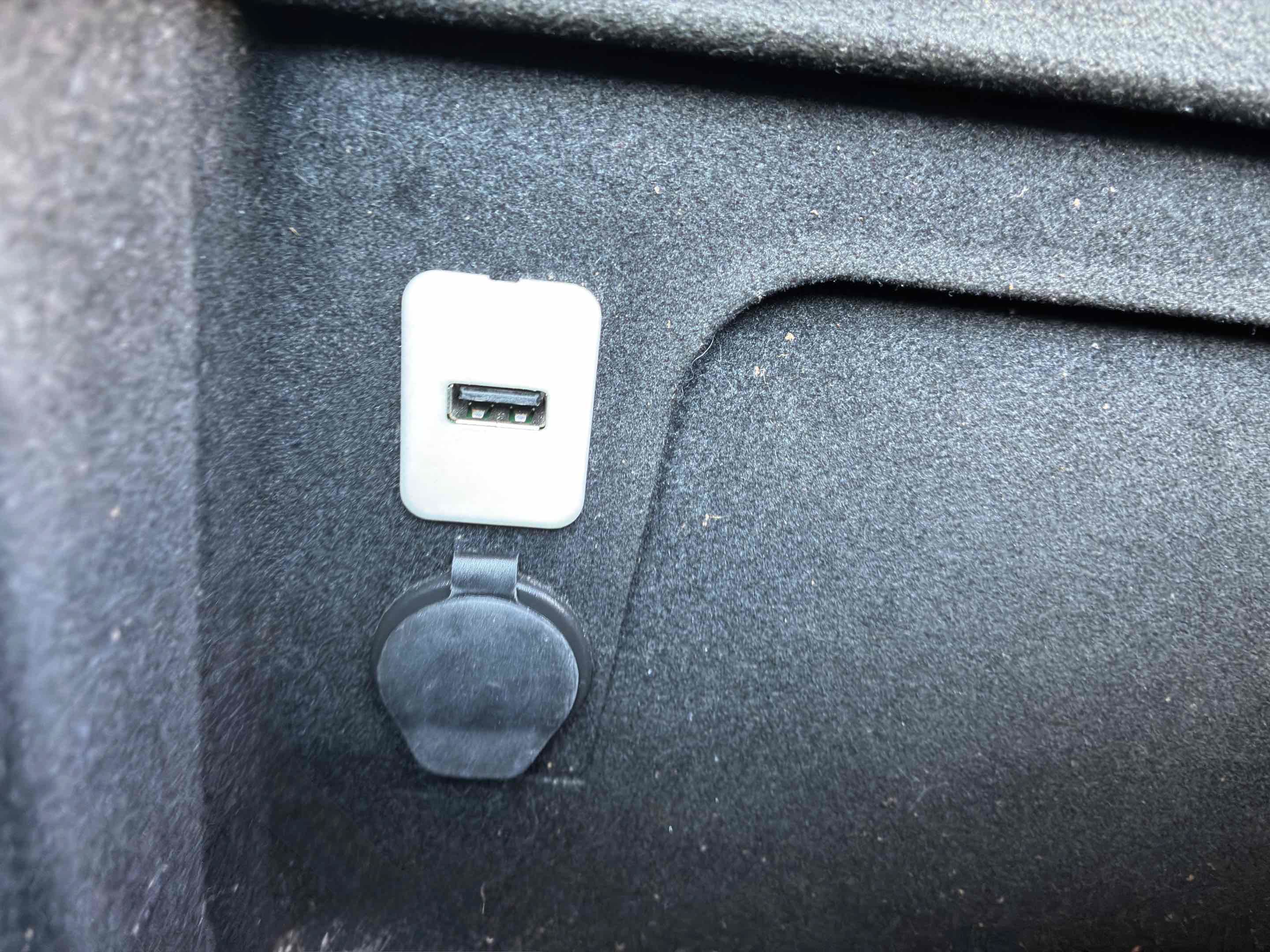 Used 2012 GMC Yukon Denali AWD/4WD image 54