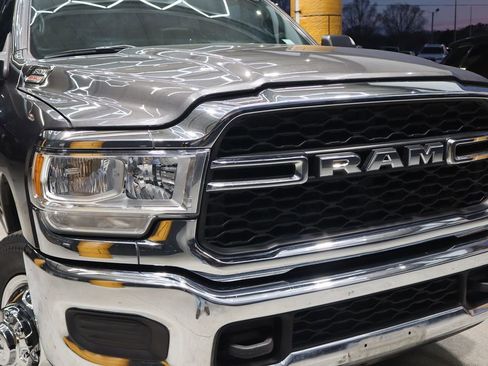 Used 2022 RAM 3500 Tradesman image 32