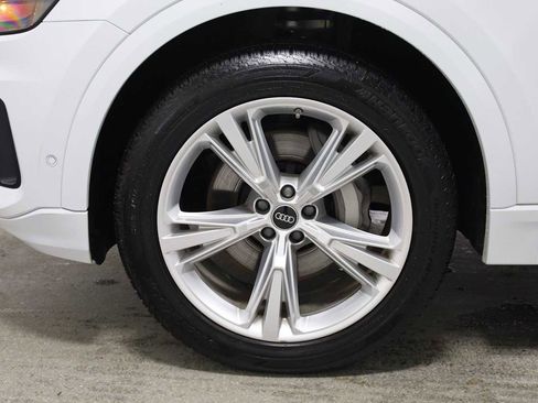 Used 2023 Audi Q8 Premium Plus w/ Premium Plus Package image 37