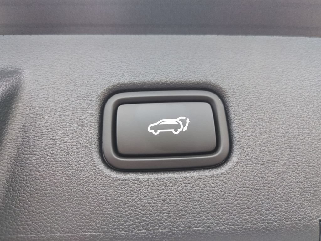 New 2026 Hyundai Tucson Limited FWD image 15
