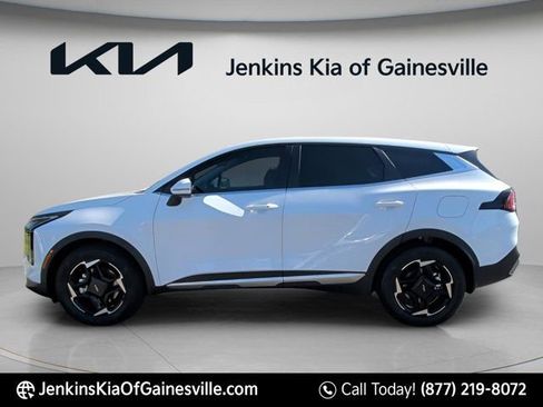 New 2026 Kia Sportage EX image 9