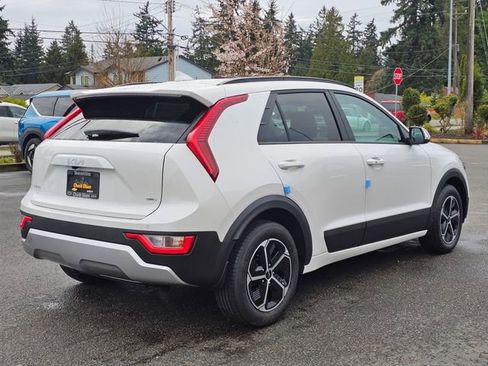 New 2026 Kia Niro EX image 5