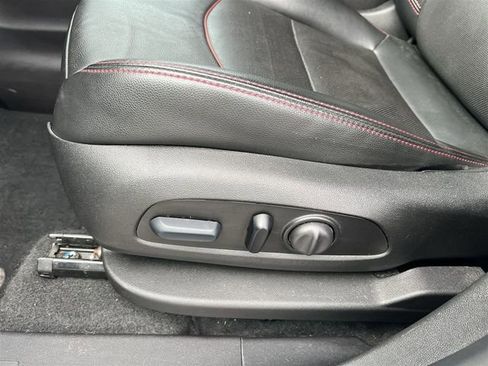 Certified 2024 Chevrolet Equinox RS w/ RS Leather Package image 18