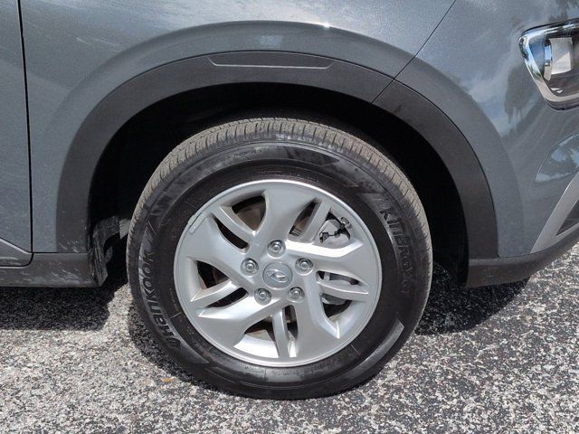 Used 2026 Hyundai Venue SE FWD image 10