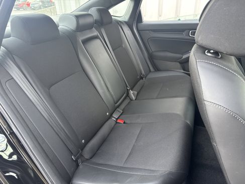 Used 2025 Honda Civic Sport image 10