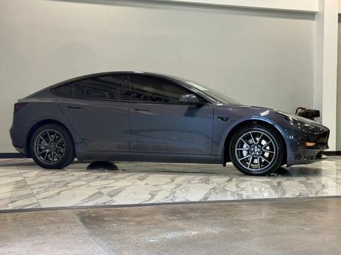 Used 2022 Tesla Model 3 Long Range AWD/4WD image 5