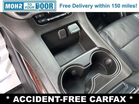 Used 2019 GMC Yukon SLE w/ HD Trailering Package image 18