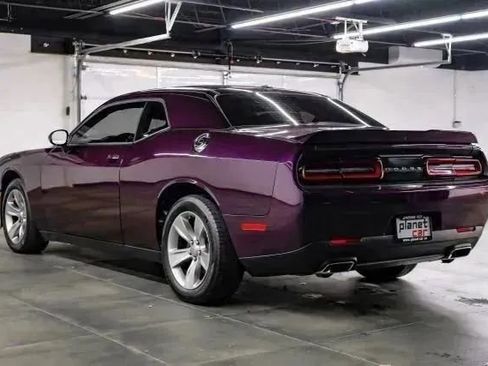 Used 2020 Dodge Challenger SXT RWD image 14