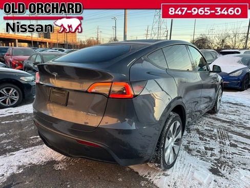 Used 2023 Tesla Model Y Long Range image 4