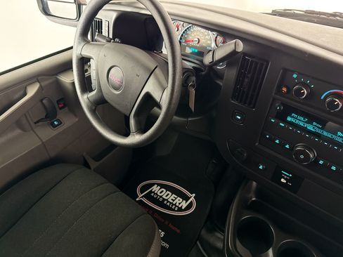 Used 2025 GMC Savana 2500 w/ Driver Convenience Package RWD image 20