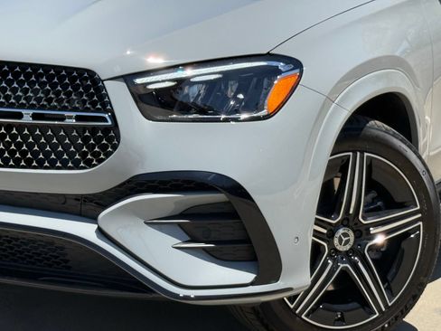 New 2026 Mercedes-Benz GLE 450 4MATIC image 3