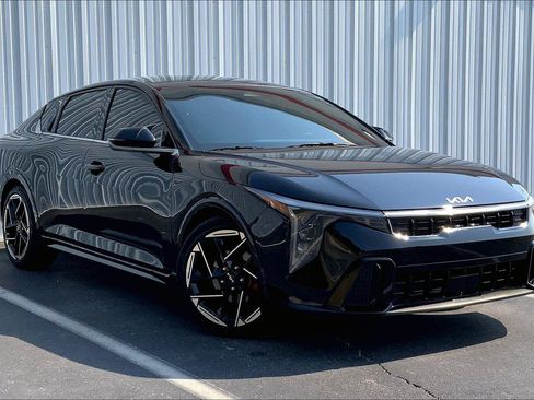 Used 2025 Kia K4 GT-Line w/ GT-Line Premium Package FWD image 32